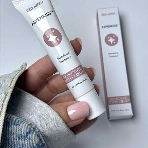 Red Aspen Peptide Lip Treatment